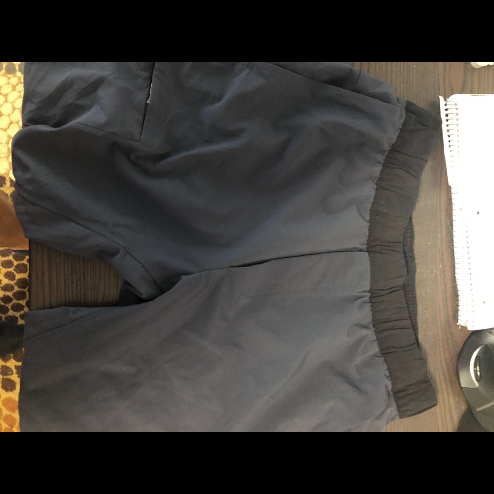 Lululemon Jogger Pants Size M Excellent condition
